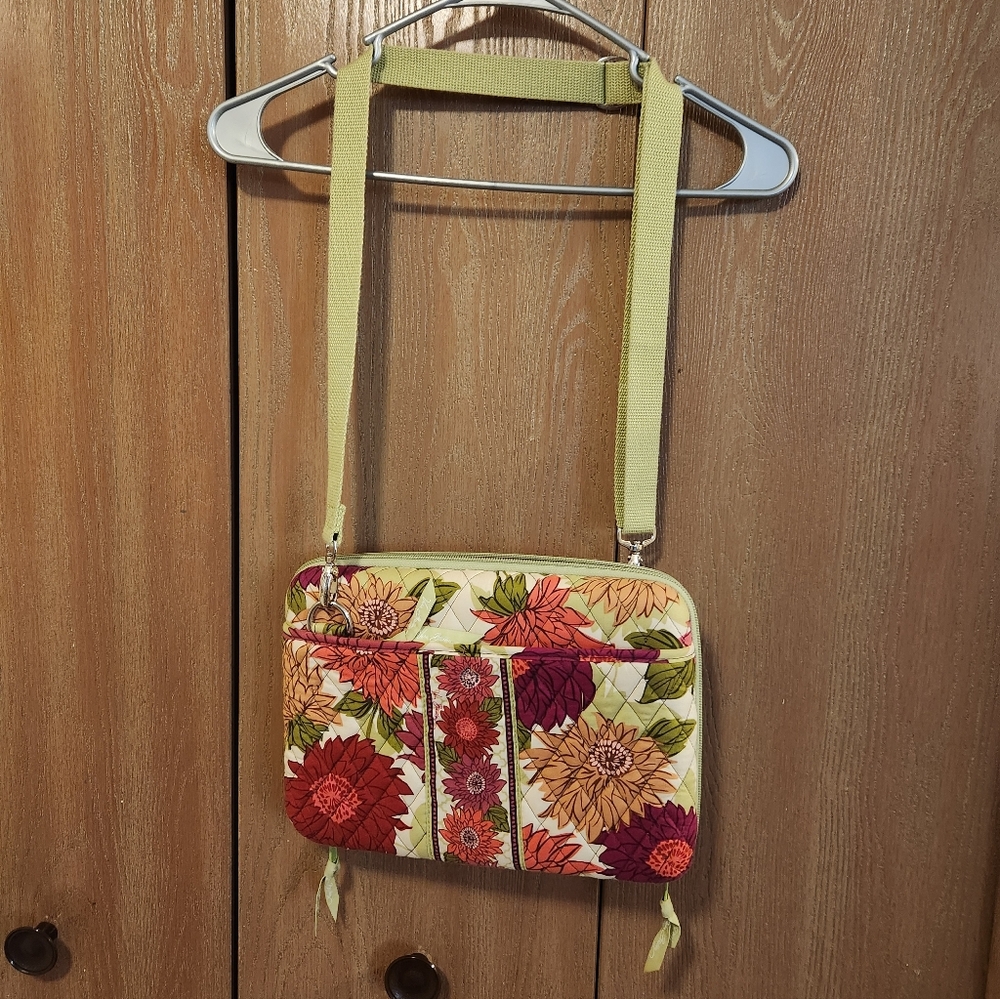 Vera Bradley Hello Dahlia Hard Shell Mini Laptop / iPad Case Tablet Bag W Strap